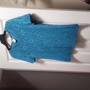 LIKE NEW DRESSY SHIRT